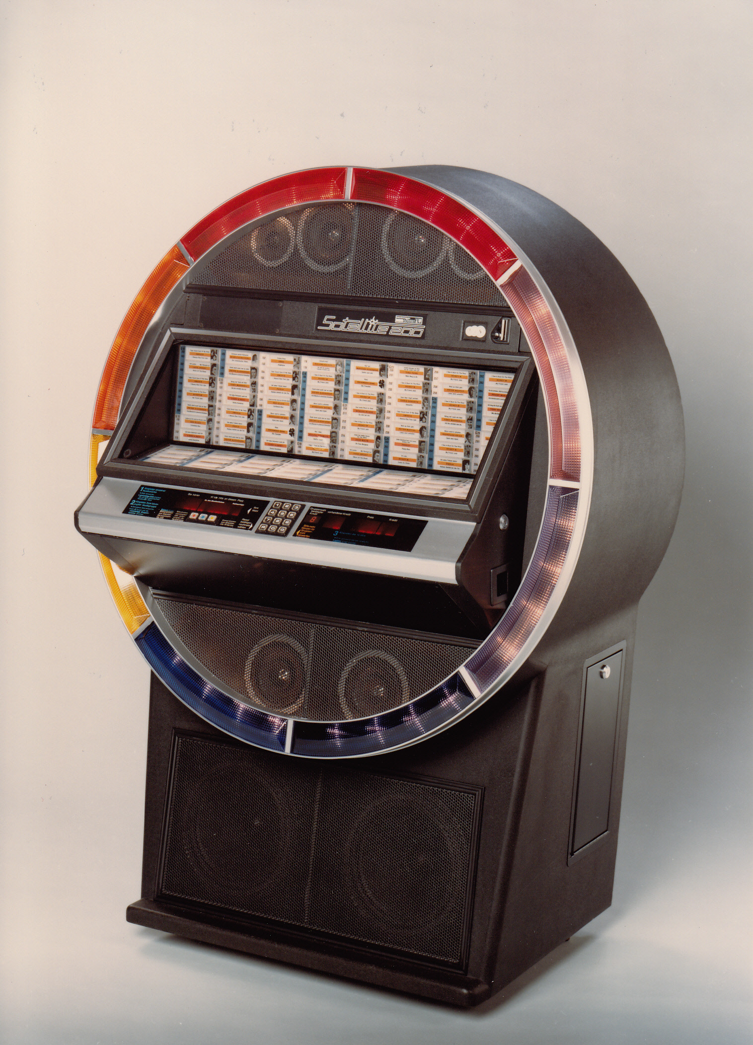 1982 golden age classic jukebox satellite 200